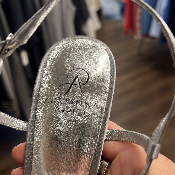 Adrianna Papell Silver Embellished Strappy Sandals NEW Size US8 - Picture 7 of 10